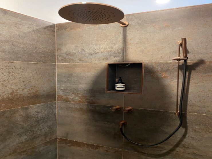 Bad mit Dusche