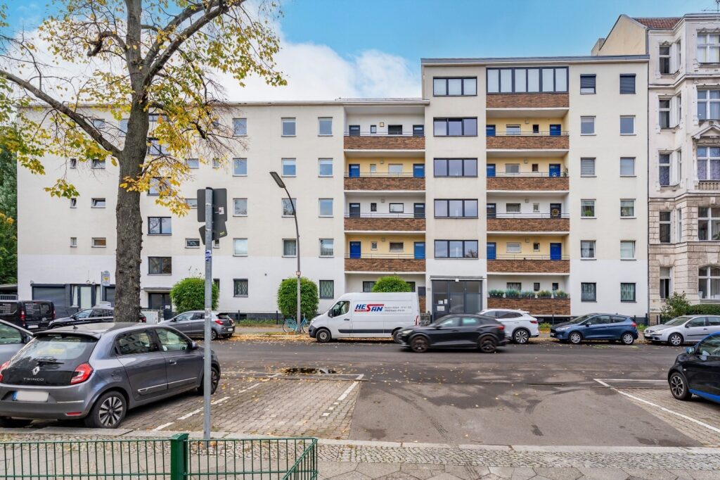 Mehrfamilienhaus mit Baugenehmigung nahe Viktoria-Luise-Platz Mehrfamilienhaus mit Baugenehmigung nahe Viktoria-Luise-Platz