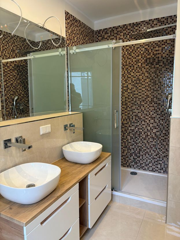 Stilvoller, hochwertig sanierter Seitenflügel in begehrter Lage von Berlin-Steglitz Stilvoller, hochwertig sanierter Seitenflügel in begehrter Lage von Berlin-Steglitz