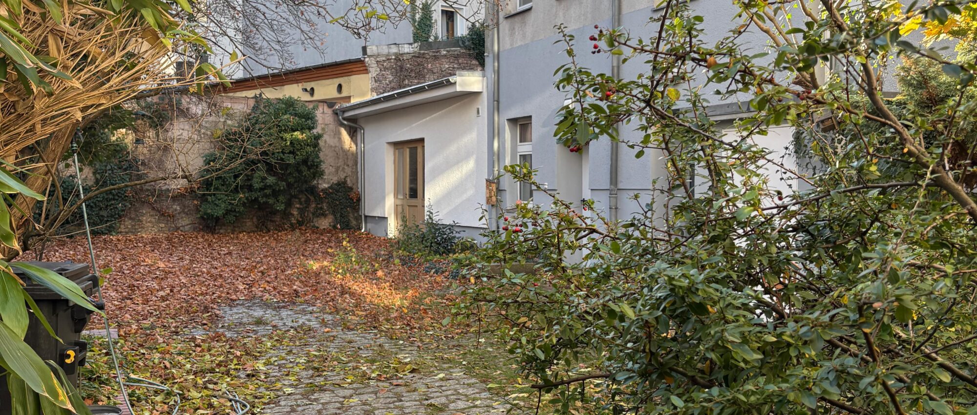 sanierte 2 Zimmer Altbauwohnung im Herzens von Berlin-Spandau