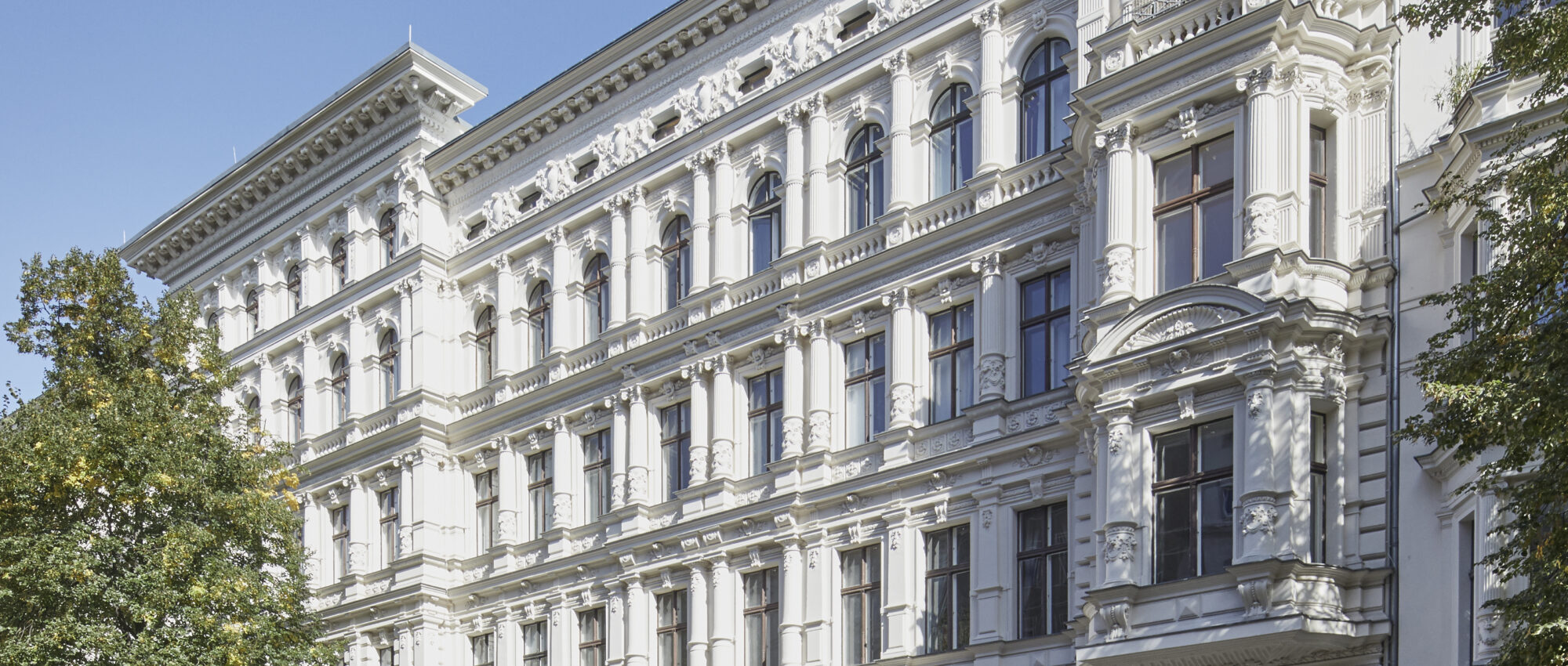 Büro- oder Praxisräume idyllisch eingebettet in sanierten Riehmers Hofgarten